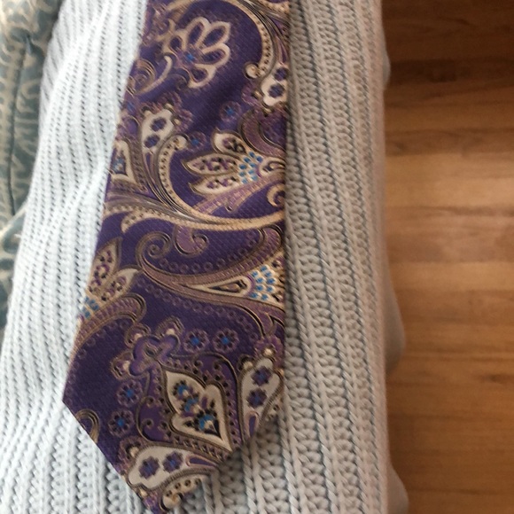 Silk Tie - Picture 3 of 5